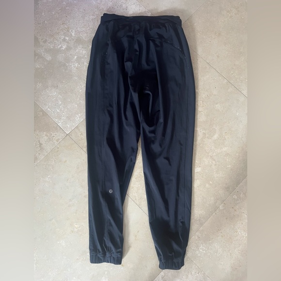 NWOT Lululemon High Rise Adapted State Airflow Jogger - Picture 3 of 10